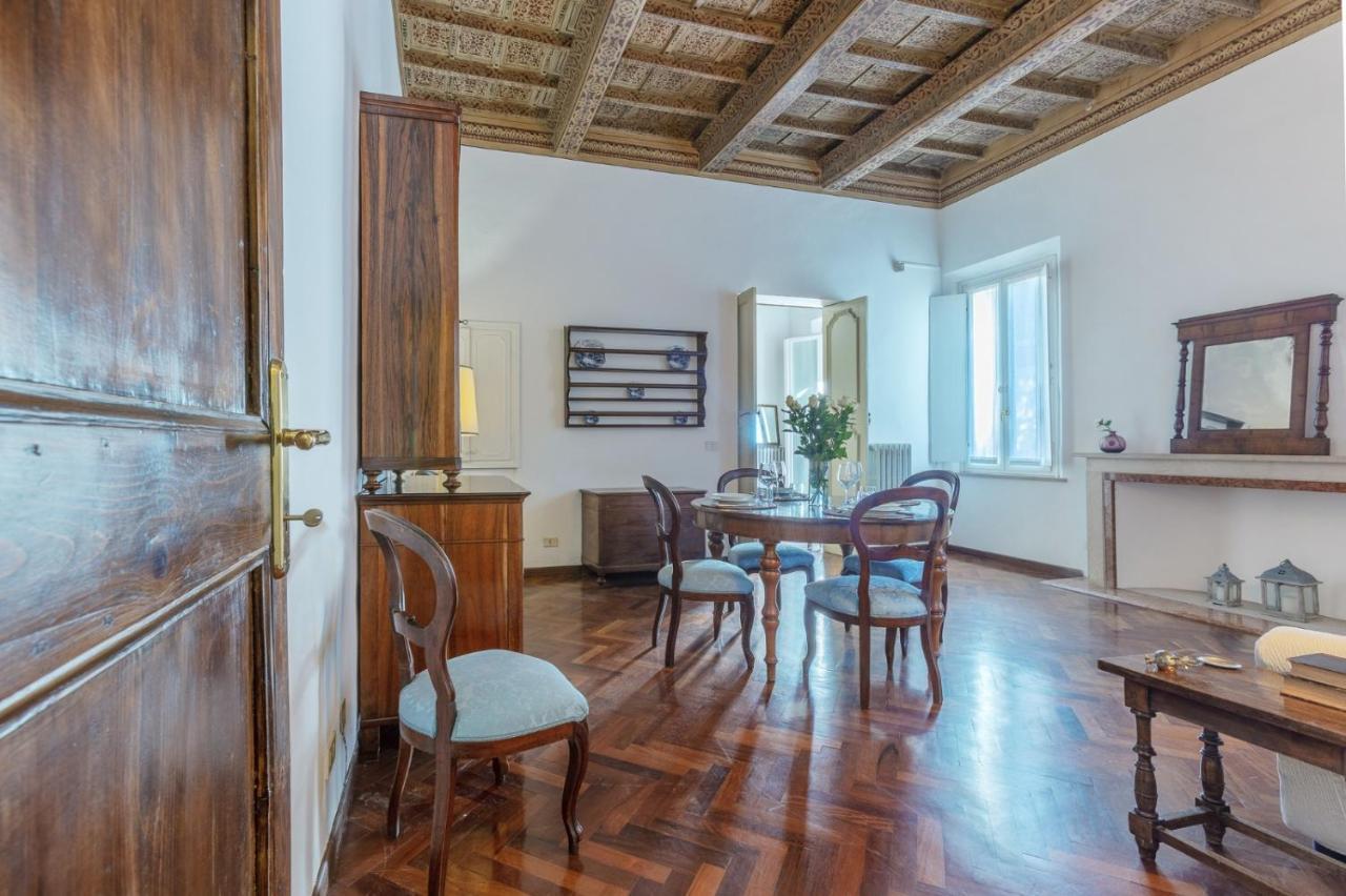 Frescobaldi Aparments! A Casa Di Francesco Apartment Ferrara Luaran gambar